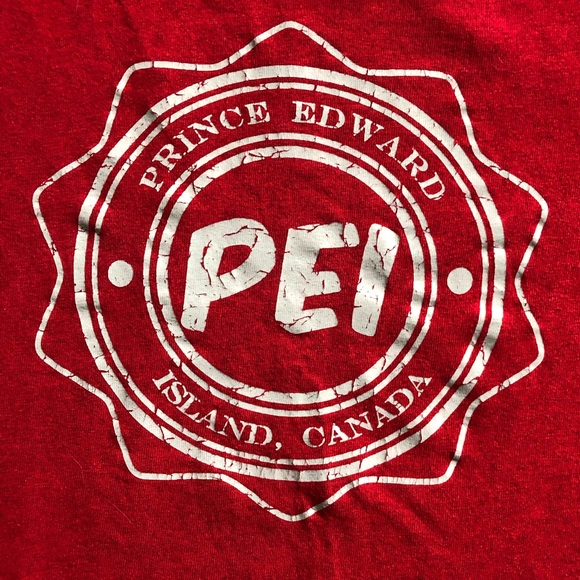 Women’s PEI souvenir t-shirt - Picture 2 of 4